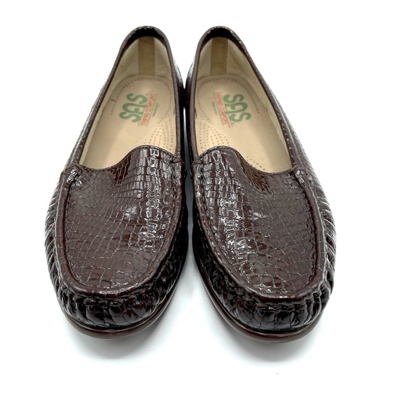 SAS Croc Pattern Patent Leather Loafer - Picture 5 of 8